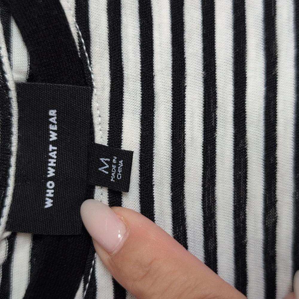 Who What Wear Monochrome Striped Tee - Picture 4 of 4